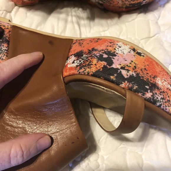 FARYL Robin WOMEN'S Two Tone WEDGE SANDALS LEATHER US SIZE 9 Anthropologie UO - Picture 6 of 9